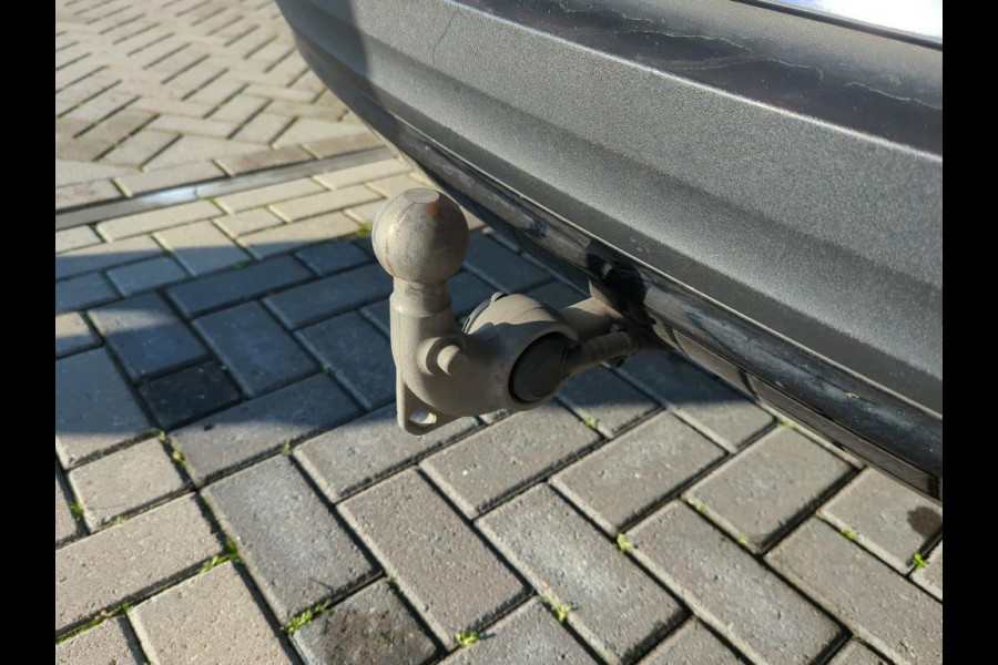 Volvo XC40 Recharge P8 AWD R-Design NL-AUTO | TREKHAAK | PANODAK