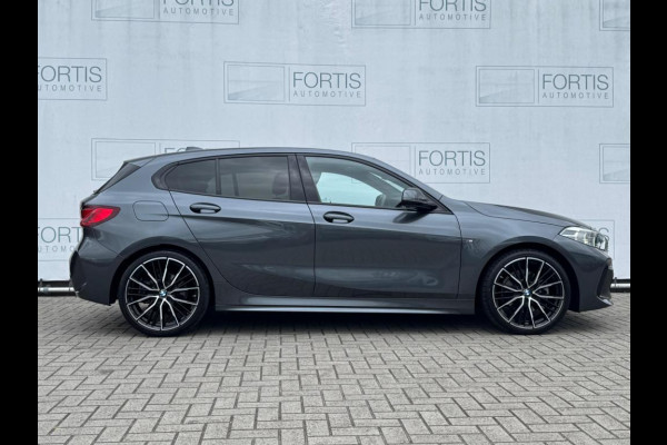 BMW 1-serie 118i High Executive M-PAKKET | NAVI | PDC | STOELVERWARMING | DEALDER ONDERH |