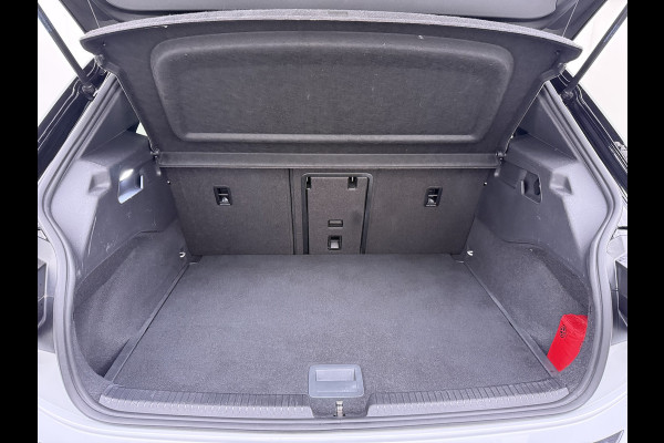 Volkswagen ID.3 First Max 62kWh Pano-Dak Adap.Cruise Camera Elek.Stoelen 20"lm Navi Ergo Active Ecc Keyless Advanced Head-Up Matrix-Led SOH 91% Stuur+Stoelverwarming Led-a-licht dynamisch Apple Carplay/Android Auto Dodehoek detector Dealeronderhouden 1e Eigenaar Origineel Nederlandse Auto