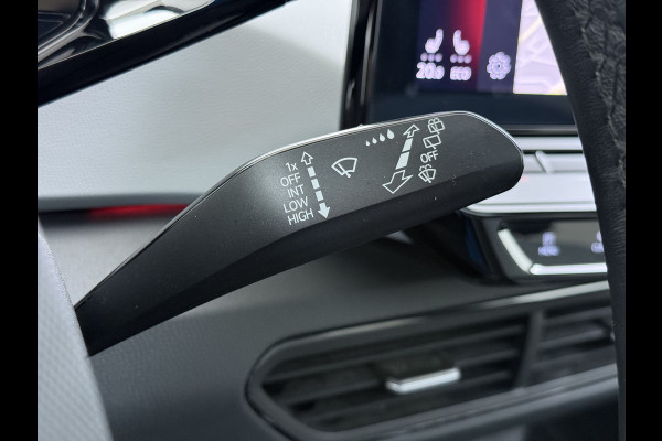 Volkswagen ID.3 First Max 62kWh Pano-Dak Adap.Cruise Camera Elek.Stoelen 20"lm Navi Ergo Active Ecc Keyless Advanced Head-Up Matrix-Led SOH 91% Stuur+Stoelverwarming Led-a-licht dynamisch Apple Carplay/Android Auto Dodehoek detector Dealeronderhouden 1e Eigenaar Origineel Nederlandse Auto