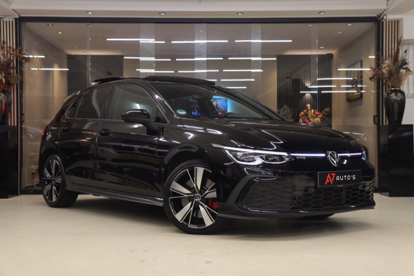 Volkswagen Golf 1.4 eHybrid GTE /PANO/IQLIGHT/CAM/CARPLAY/ACC/LANE ASSIST/VOL