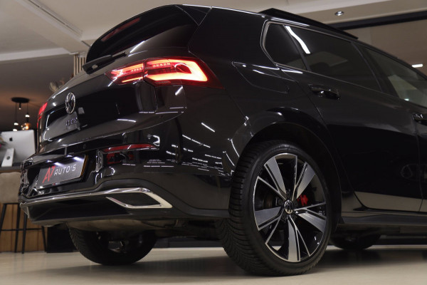 Volkswagen Golf 1.4 eHybrid GTE /PANO/IQLIGHT/CAM/CARPLAY/ACC/LANE ASSIST/VOL