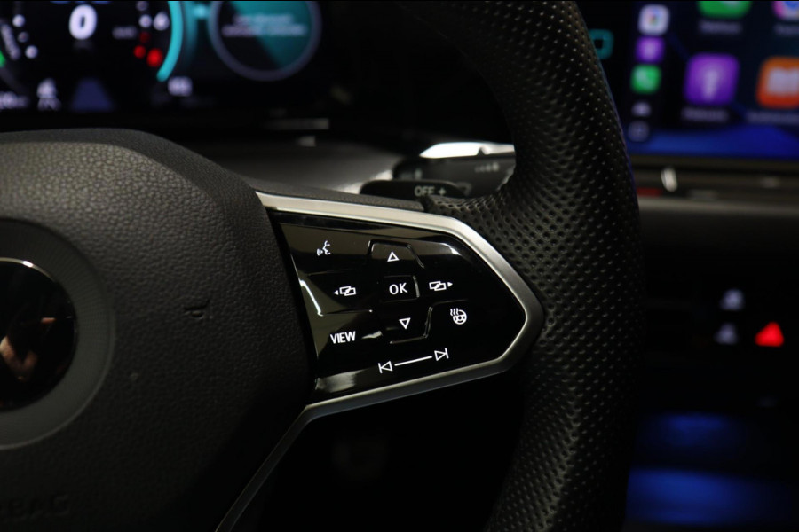 Volkswagen Golf 1.4 eHybrid GTE /PANO/IQLIGHT/CAM/CARPLAY/ACC/LANE ASSIST/VOL