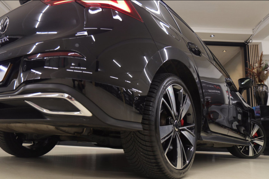 Volkswagen Golf 1.4 eHybrid GTE /PANO/IQLIGHT/CAM/CARPLAY/ACC/LANE ASSIST/VOL