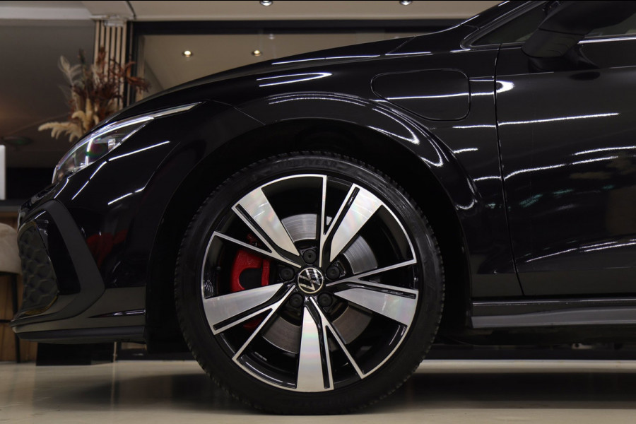 Volkswagen Golf 1.4 eHybrid GTE /PANO/IQLIGHT/CAM/CARPLAY/ACC/LANE ASSIST/VOL