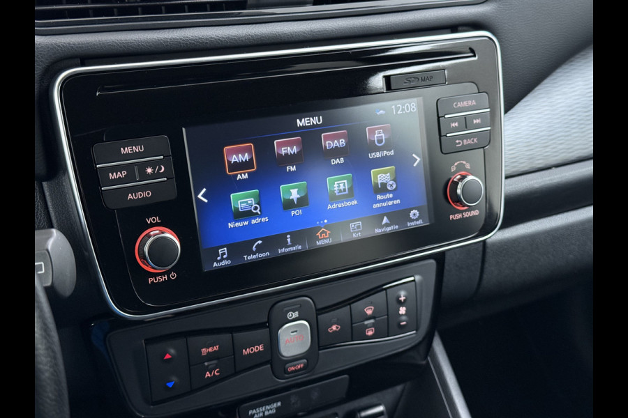 Nissan Leaf Tekna 40kWh Leer Bose®-Hifi Apple Carplay Android Auto Adap.Cruise 360°Camera Navi Ecc Stoel+Stuurverwarming Keyless DAB Dodehoek detector Rijstrooksensor Uitparkeer waarschuwing Verkeersbord detectie Bluetooth Privacy Glas Lmv 17" SOH 87.93% Origineel Nederlandse Auto