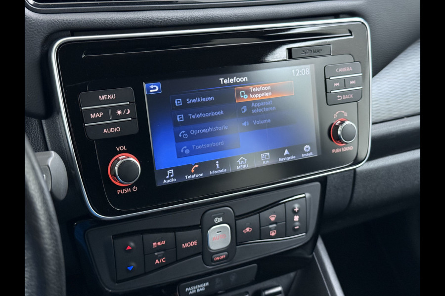 Nissan Leaf Tekna 40kWh Leer Bose®-Hifi Apple Carplay Android Auto Adap.Cruise 360°Camera Navi Ecc Stoel+Stuurverwarming Keyless DAB Dodehoek detector Rijstrooksensor Uitparkeer waarschuwing Verkeersbord detectie Bluetooth Privacy Glas Lmv 17" SOH 87.93% Origineel Nederlandse Auto
