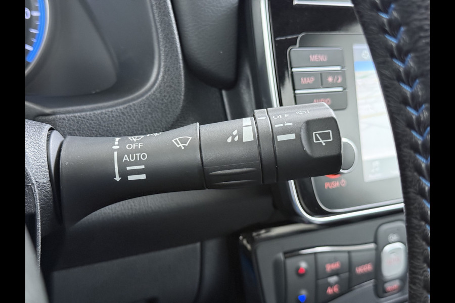 Nissan Leaf Tekna 40kWh Leer Bose®-Hifi Apple Carplay Android Auto Adap.Cruise 360°Camera Navi Ecc Stoel+Stuurverwarming Keyless DAB Dodehoek detector Rijstrooksensor Uitparkeer waarschuwing Verkeersbord detectie Bluetooth Privacy Glas Lmv 17" SOH 87.93% Origineel Nederlandse Auto