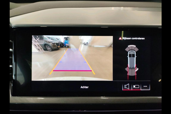 Audi Q4 e-tron Aut. 35 S-Line Competition | Panorama | Virtual | Camera | LED | Full |