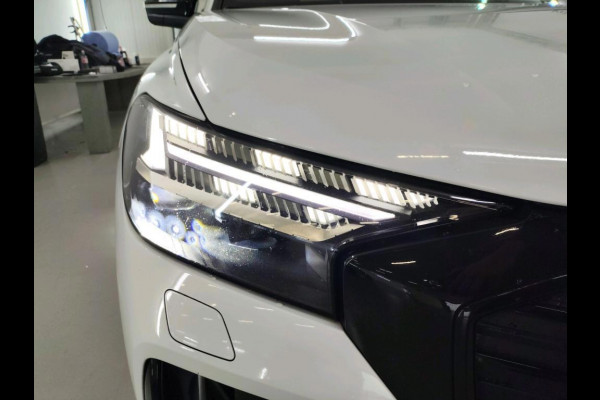 Audi Q4 e-tron Aut. 35 S-Line Competition | Panorama | Virtual | Camera | LED | Full |