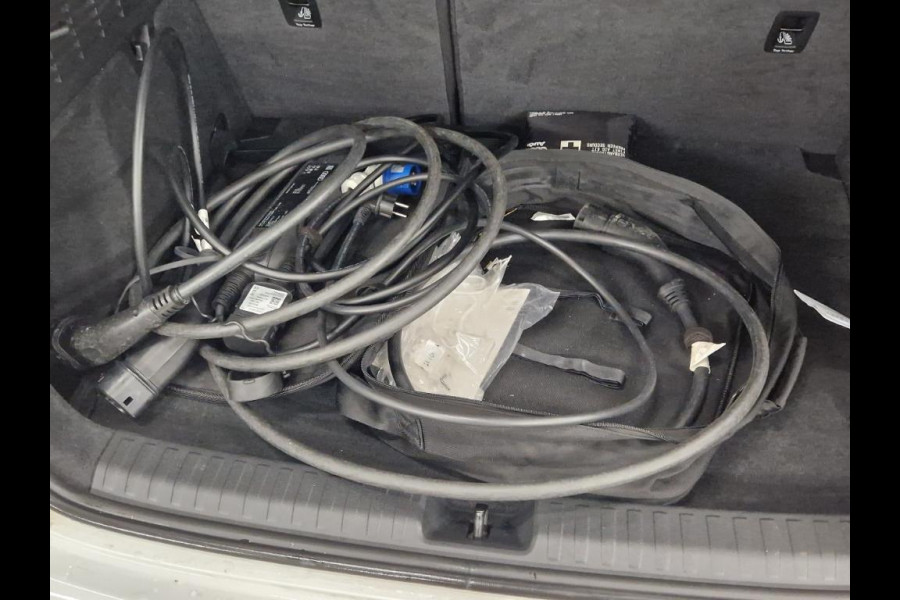 Audi A3 Sportback Aut. 45 TFSI e hybrid S-Line Competition | LED | Navi | Apple Carplay