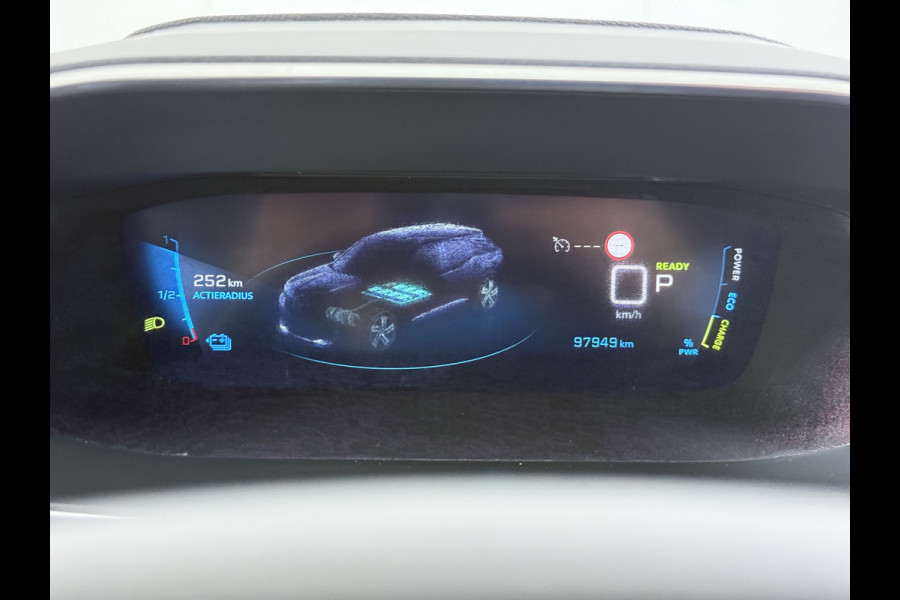 Peugeot e-2008 EV Allure Première 50kWh SOH 89% Navi* 360°Camera Ecc Apple Carplay Android Auto Cruise Control Stoelverwarming Pdc DAB+ Privacy Glas Lmv Led Keyless Complete EV