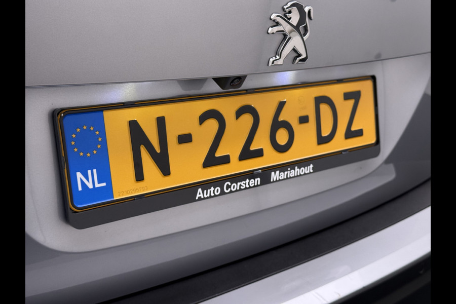 Peugeot e-2008 EV Allure Première 50kWh SOH 89% Navi* 360°Camera Ecc Apple Carplay Android Auto Cruise Control Stoelverwarming Pdc DAB+ Privacy Glas Lmv Led Keyless Complete EV