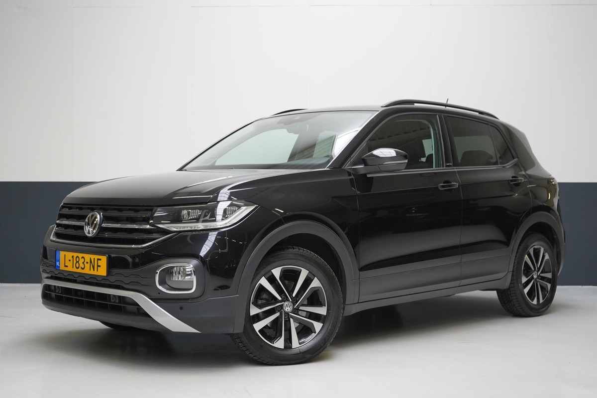 Volkswagen T-Cross 1.0 TSi 115pk United | Navigatie | Trekhaak | All-seasonbanden | Blind-Spot | Adaptive cruise