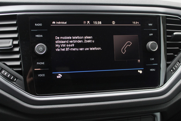 Volkswagen T-Roc Cabrio 1.5 TSI R-Line 47.055 km! / Navigatie / Parkeerhulp V+A / 19'' / Keyless / ACC / DAB / Stoelverwarming