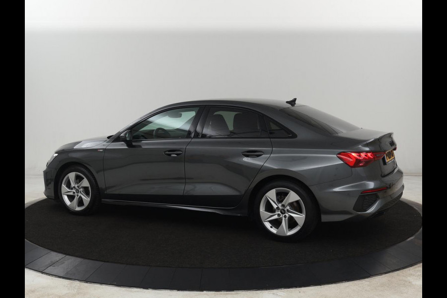 Audi A3 30 TFSI S edition | Sportstoelen | Carplay | Virtual Cockpit | Half leder | Climate control | Full LED | Cruise control | Parkeerhulp | Audi Sound | Getint glas