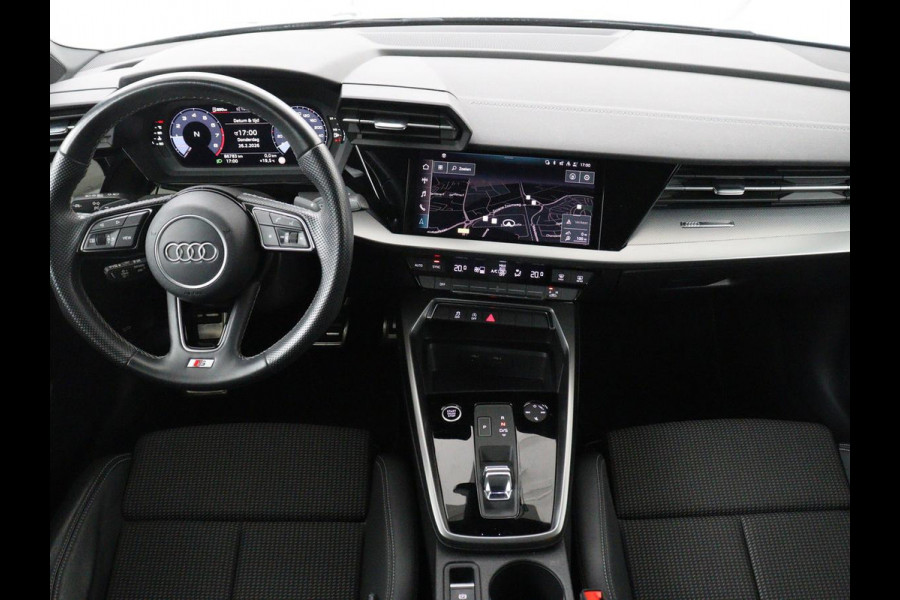 Audi A3 30 TFSI S edition | Sportstoelen | Carplay | Virtual Cockpit | Half leder | Climate control | Full LED | Cruise control | Parkeerhulp | Audi Sound | Getint glas