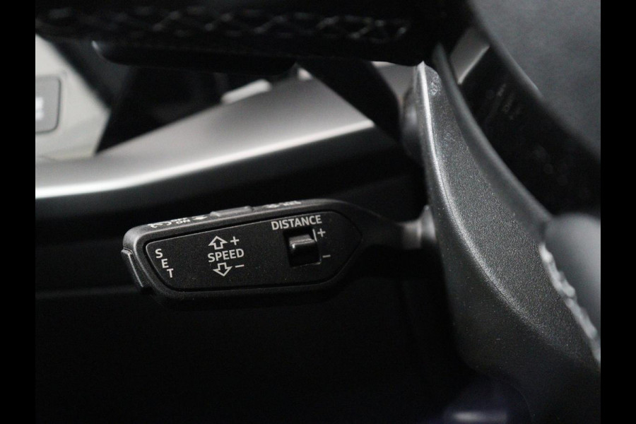 Audi A3 30 TFSI S edition | Sportstoelen | Carplay | Virtual Cockpit | Half leder | Climate control | Full LED | Cruise control | Parkeerhulp | Audi Sound | Getint glas