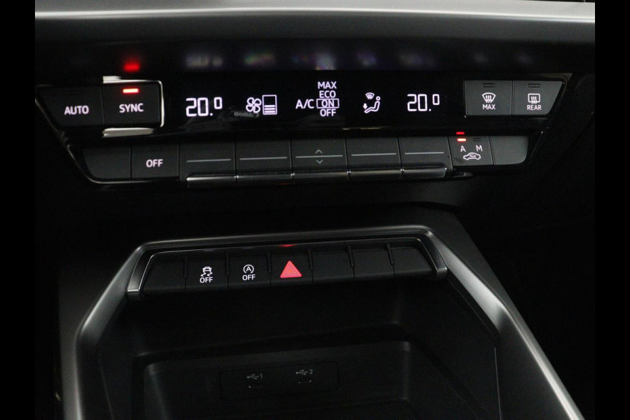 Audi A3 30 TFSI S edition | Sportstoelen | Carplay | Virtual Cockpit | Half leder | Climate control | Full LED | Cruise control | Parkeerhulp | Audi Sound | Getint glas