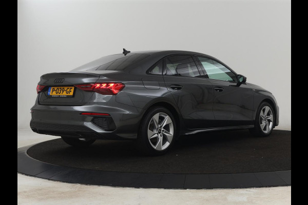 Audi A3 30 TFSI S edition | Sportstoelen | Carplay | Virtual Cockpit | Half leder | Climate control | Full LED | Cruise control | Parkeerhulp | Audi Sound | Getint glas