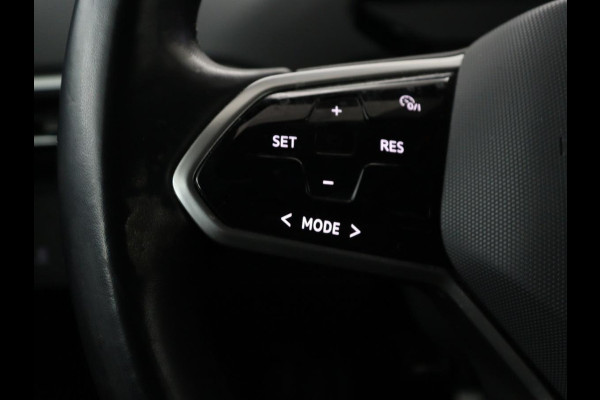 Volkswagen ID.4 First 77 kWh | SOH 90% | Stoel & stuurverwarming | Adaptive cruise | Camera | Carplay | Half leder | Navigatie | 20'' | Full LED | Keyless | Climate control | Sfeerverlichting