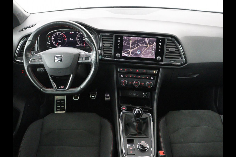 Seat Ateca 1.5 TSI FR Intens | Panoramadak | Trekhaak | Stoelverwarming | 360 Camera | Adaptive cruise | Alcantara | Beats Audio | Virtual Cockpit | Carplay | Full LED | Keyless | Navigatie