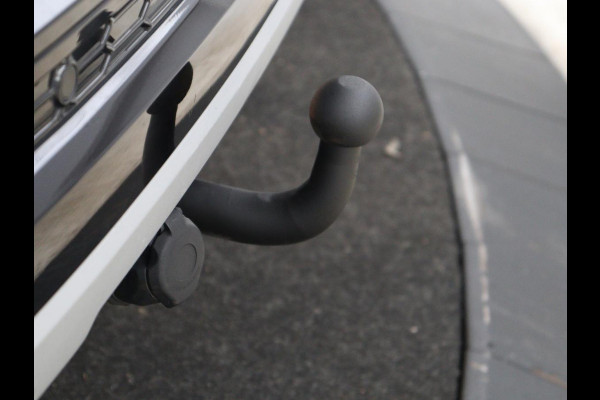 Seat Ateca 1.5 TSI FR Intens | Panoramadak | Trekhaak | Stoelverwarming | 360 Camera | Adaptive cruise | Alcantara | Beats Audio | Virtual Cockpit | Carplay | Full LED | Keyless | Navigatie