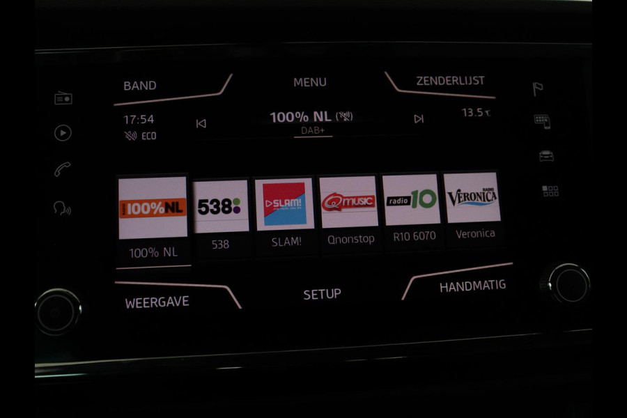 Seat Ateca 1.5 TSI FR Intens | Panoramadak | Trekhaak | Stoelverwarming | 360 Camera | Adaptive cruise | Alcantara | Beats Audio | Virtual Cockpit | Carplay | Full LED | Keyless | Navigatie