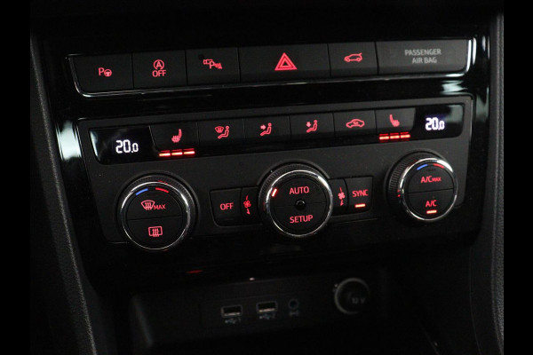 Seat Ateca 1.5 TSI FR Intens | Panoramadak | Trekhaak | Stoelverwarming | 360 Camera | Adaptive cruise | Alcantara | Beats Audio | Virtual Cockpit | Carplay | Full LED | Keyless | Navigatie