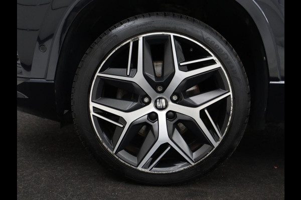 Seat Ateca 1.5 TSI FR Intens | Panoramadak | Trekhaak | Stoelverwarming | 360 Camera | Adaptive cruise | Alcantara | Beats Audio | Virtual Cockpit | Carplay | Full LED | Keyless | Navigatie