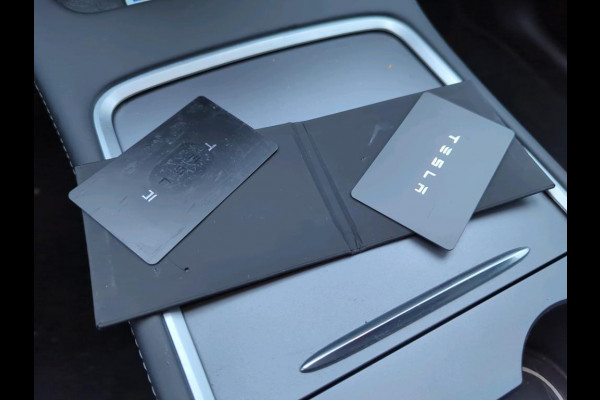 Tesla Model Y Aut. Range Plus | Autopilot | Panorama | Leder |