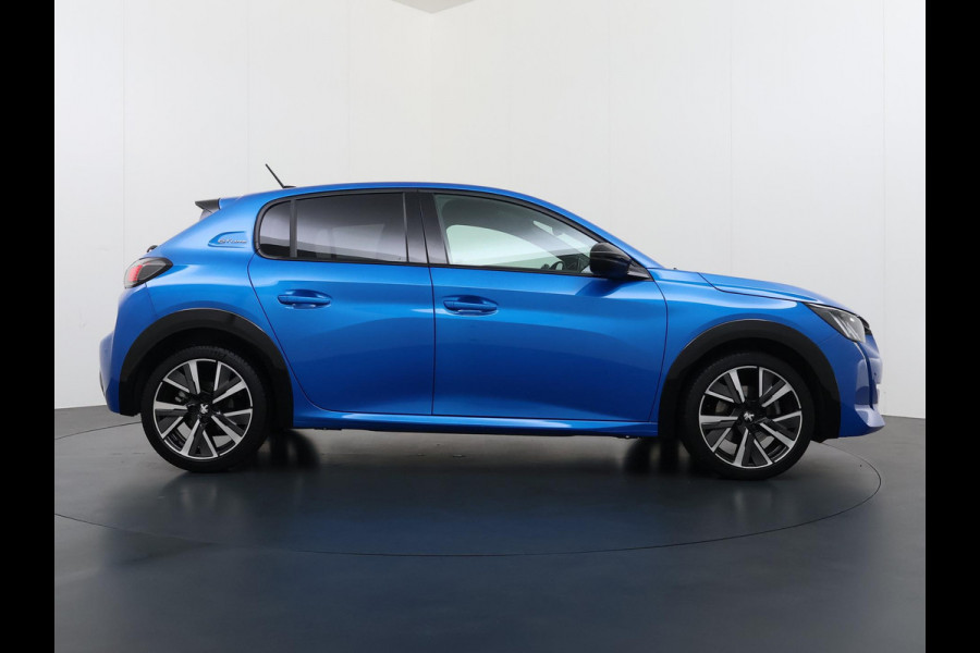 Peugeot 208 1.2 PureTech GT-Line VAN € 16.900,- VOOR € 14.440,- UW LENTEVOORDEEL € 2.460,-!| CAMERA | NAVIGATIE | DEALER ONDERHOUDEN | INCLUSIEF 12 MAANDEN BOVAG GARANTIE