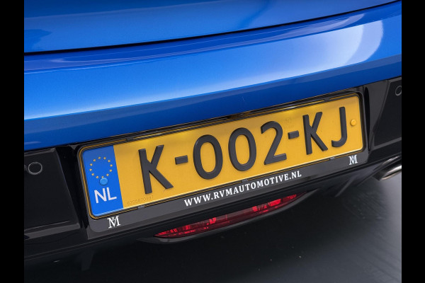 Peugeot 208 1.2 PureTech GT-Line VAN € 16.900,- VOOR € 14.440,- UW LENTEVOORDEEL € 2.460,-!| CAMERA | NAVIGATIE | DEALER ONDERHOUDEN | INCLUSIEF 12 MAANDEN BOVAG GARANTIE