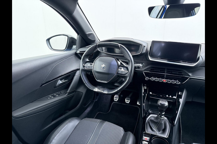 Peugeot 208 1.2 PureTech GT-Line VAN € 16.900,- VOOR € 14.440,- UW LENTEVOORDEEL € 2.460,-!| CAMERA | NAVIGATIE | DEALER ONDERHOUDEN | INCLUSIEF 12 MAANDEN BOVAG GARANTIE