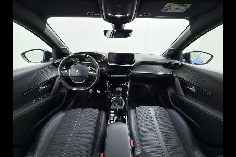 Peugeot 208 1.2 PureTech GT-Line VAN € 16.900,- VOOR € 14.440,- UW LENTEVOORDEEL € 2.460,-!| CAMERA | NAVIGATIE | DEALER ONDERHOUDEN | INCLUSIEF 12 MAANDEN BOVAG GARANTIE