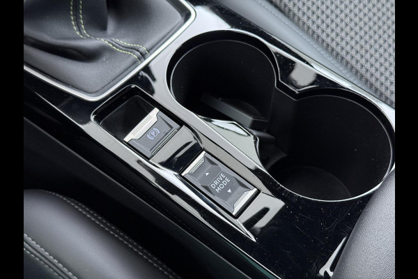 Peugeot 208 1.2 PureTech GT-Line VAN € 16.900,- VOOR € 14.440,- UW LENTEVOORDEEL € 2.460,-!| CAMERA | NAVIGATIE | DEALER ONDERHOUDEN | INCLUSIEF 12 MAANDEN BOVAG GARANTIE