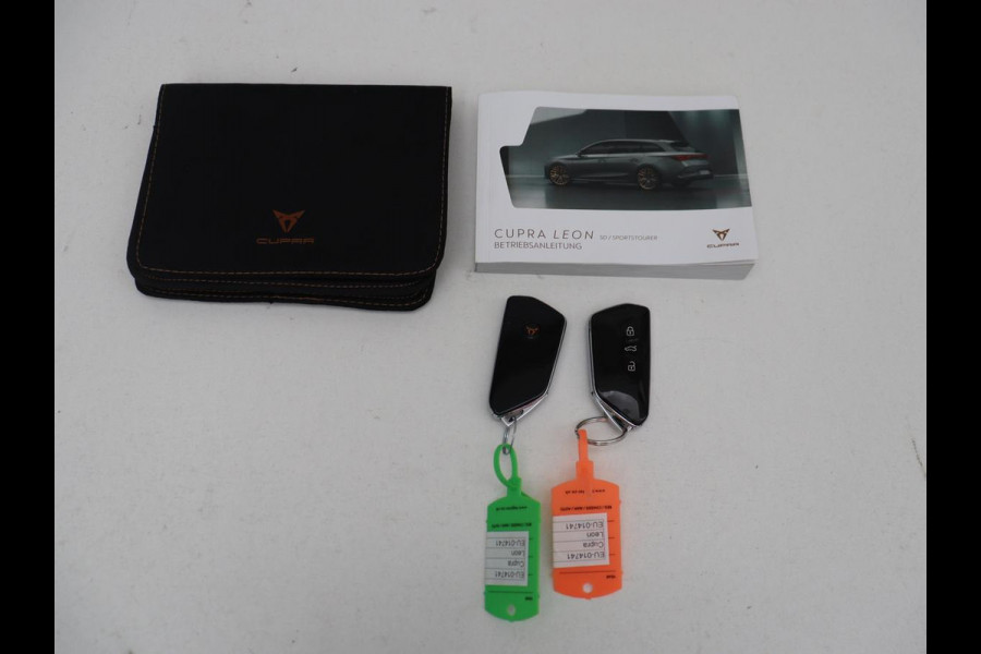 CUPRA Leon 1.4 eHybrid VZ | 245pk | Trekhaak | Stoelverwarming | Adaptive cruise | Camera | Carplay | Navigatie | Sfeerverlichting | Keyless | Park Assist | Memory | Sportstoelen | Full LED | PHEV | Plug In