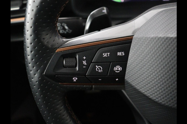 CUPRA Leon 1.4 eHybrid VZ | 245pk | Trekhaak | Stoelverwarming | Adaptive cruise | Camera | Carplay | Navigatie | Sfeerverlichting | Keyless | Park Assist | Memory | Sportstoelen | Full LED | PHEV | Plug In