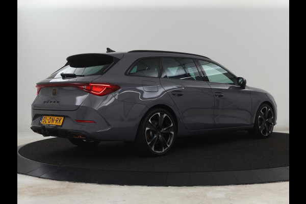 CUPRA Leon 1.4 eHybrid VZ | 245pk | Trekhaak | Stoelverwarming | Adaptive cruise | Camera | Carplay | Navigatie | Sfeerverlichting | Keyless | Park Assist | Memory | Sportstoelen | Full LED | PHEV | Plug In