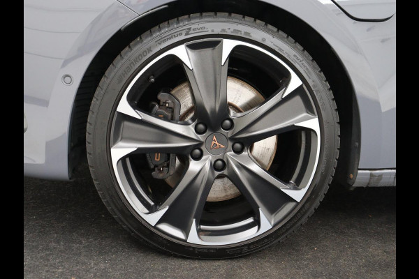 CUPRA Leon 1.4 eHybrid VZ | 245pk | Trekhaak | Stoelverwarming | Adaptive cruise | Camera | Carplay | Navigatie | Sfeerverlichting | Keyless | Park Assist | Memory | Sportstoelen | Full LED | PHEV | Plug In