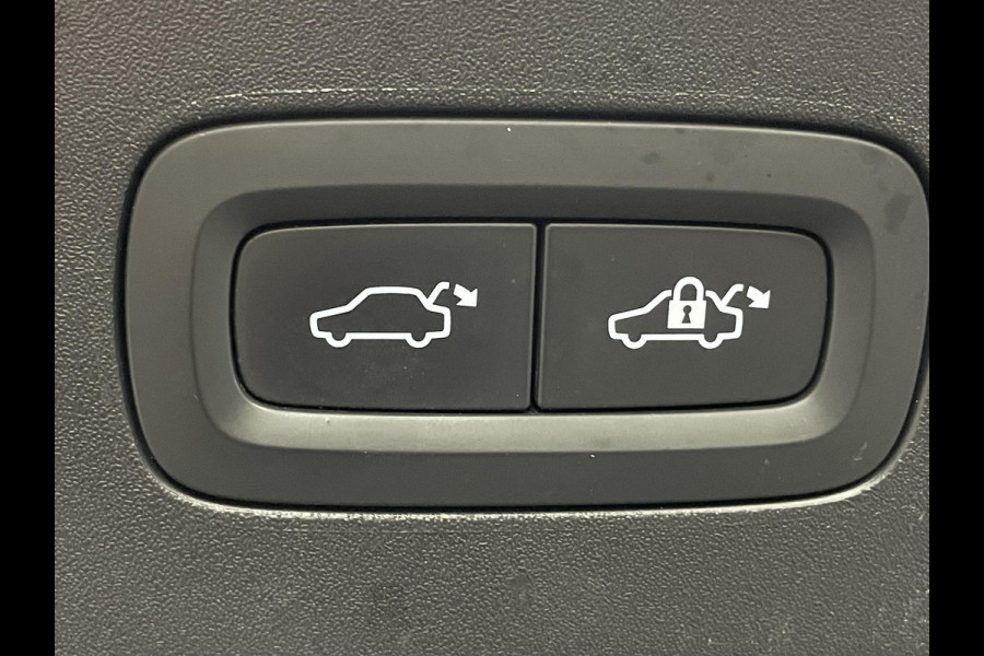 Polestar 2 Long Range Dual Motor Launch Edition Performance SOH 92% 408 pk | Panoramadak | 20" LM Velgen | Adaptive Cruise | Pilot Assist | Trekhaak | Full LED | PDC VA | Camera