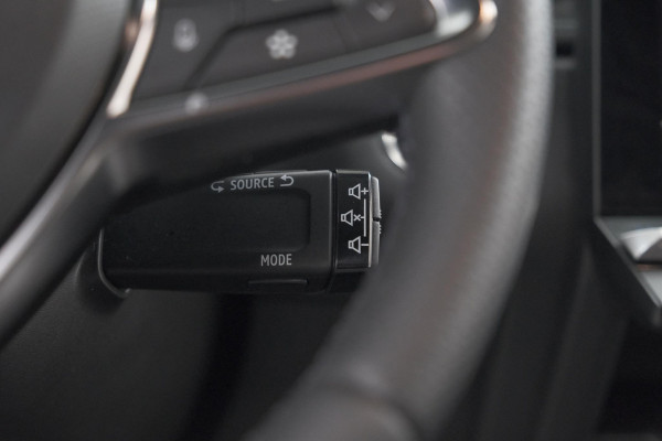 Renault Captur 1.8 E-Tech full hybrid 160 techno | Camera | Winterpakket | Adaptieve Cruise Control | Apple Carplay