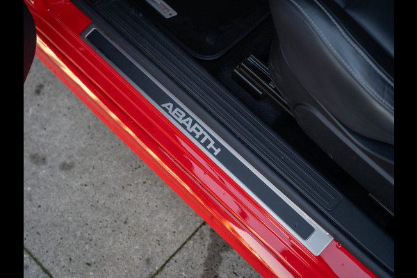 Abarth 595 1.4 T-Jet Turismo 70th Anniversary / Pano / Xenon / Clima / Leder