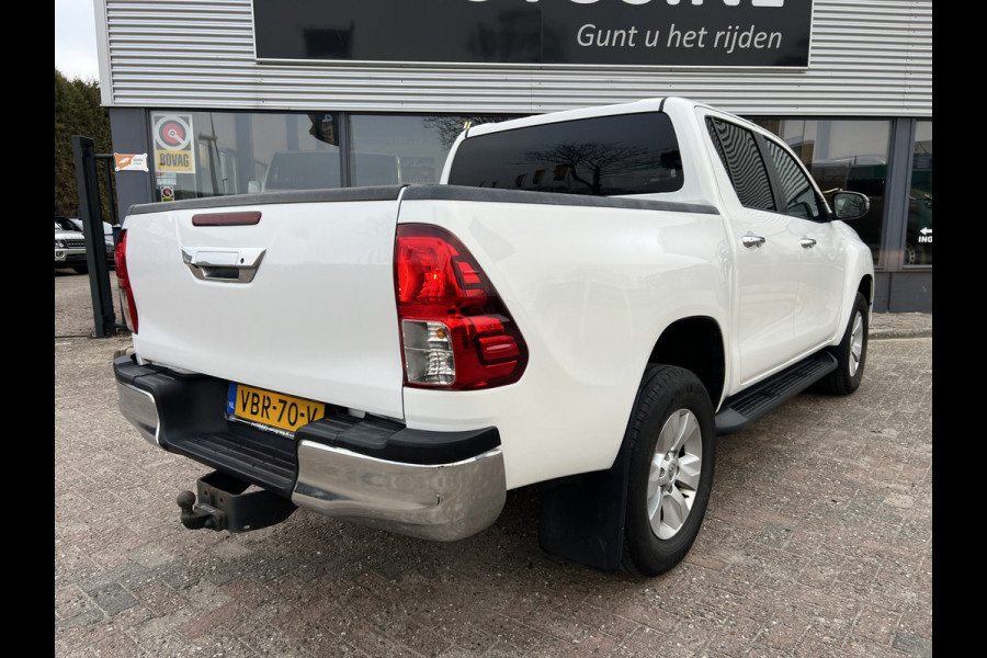 Toyota Hilux 2.4 D-4D-F Double Cab EXPORT**