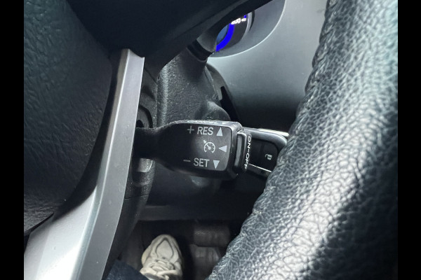 Toyota Hilux 2.4 D-4D-F Double Cab EXPORT**