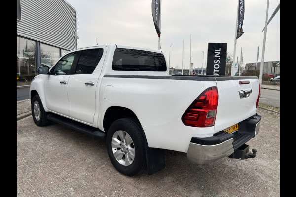 Toyota Hilux 2.4 D-4D-F Double Cab EXPORT**