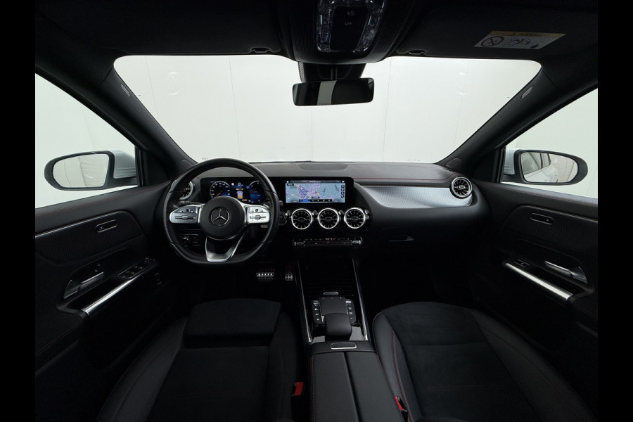 Mercedes-Benz EQA 250 AMG Line SOH 98% Navi Camera Ecc Pdc Stoelverwarming Cruise Control DAB Bluetooth Elek.Achterklep Led Lmv 18" Privacy Glas Ambience-verlichting Licht en zichtpakket 1e Eigenaar Volledig Dealeronderhouden Origineel Nederlandse Auto € 61.000 nieuw