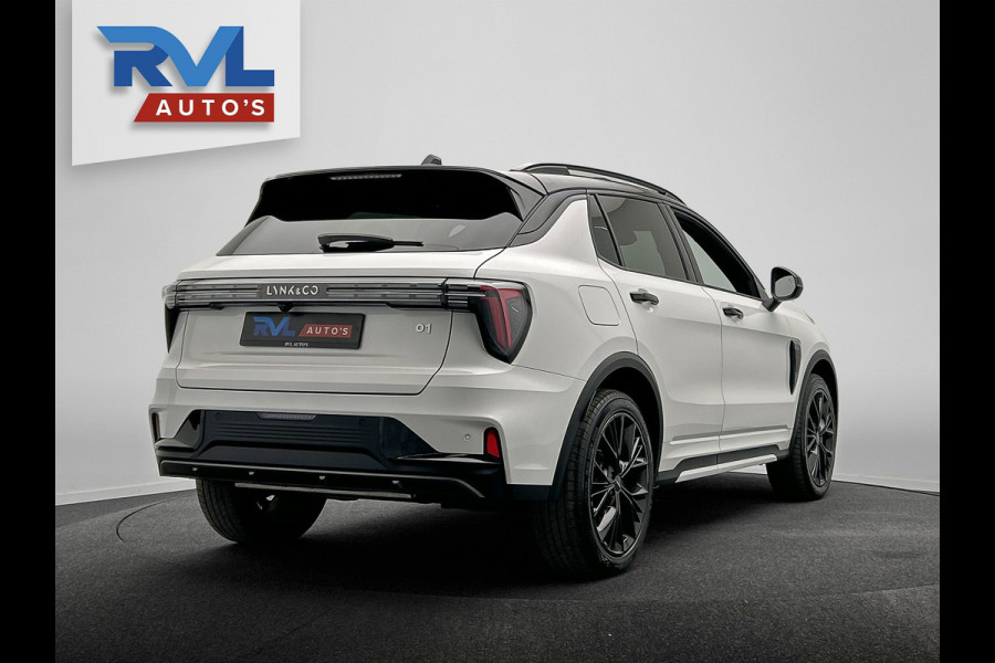 Lynk & Co 01 1.5 More Leder | Pano | Stoel+Stuurwielverwarming | Keyless