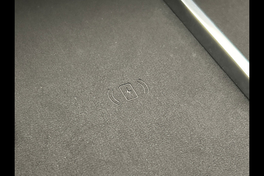 Lynk & Co 01 1.5 More Leder | Pano | Stoel+Stuurwielverwarming | Keyless