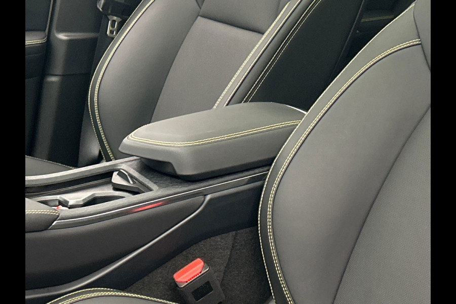 Lynk & Co 01 1.5 More Leder | Pano | Stoel+Stuurwielverwarming | Keyless